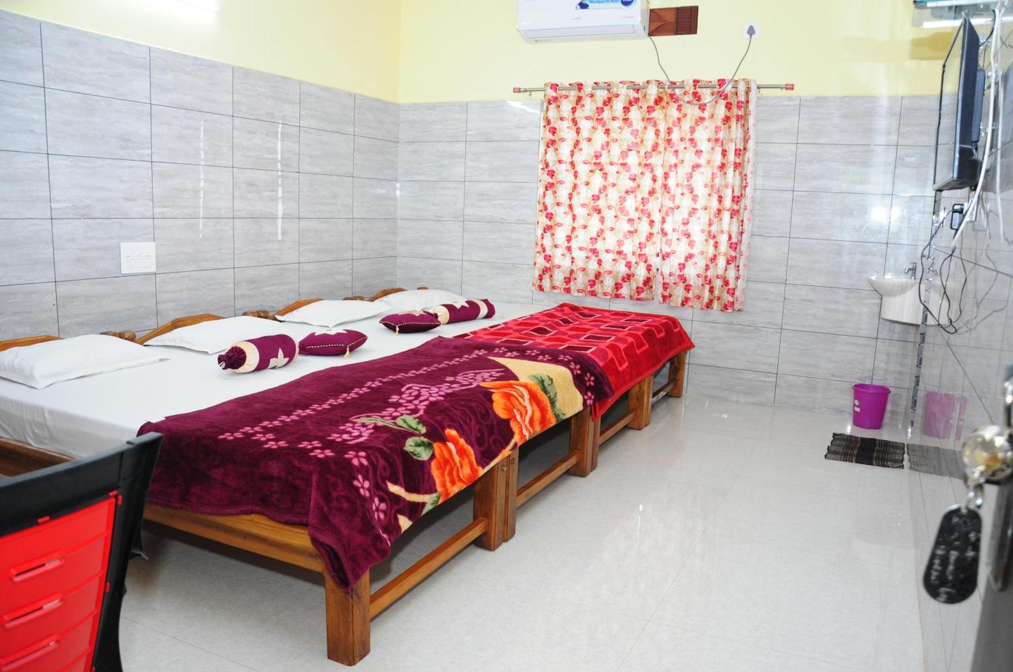 Aryan Residency Villa Mavalli Room photo